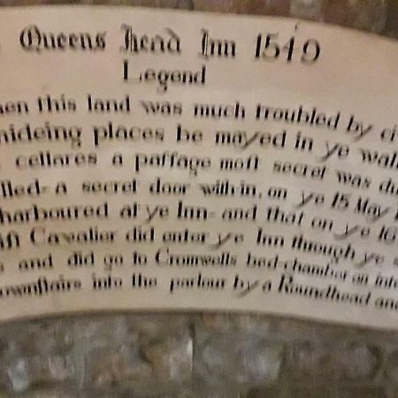 מונמות' Queens Head Inn מראה חיצוני תמונה